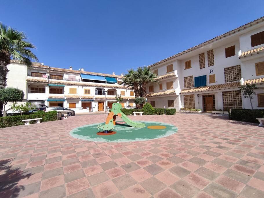 Apartamento Comodo A 300 Metros De La Playa 산타 폴라 외부 사진
