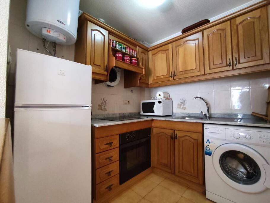 Apartamento Comodo A 300 Metros De La Playa 산타 폴라 외부 사진