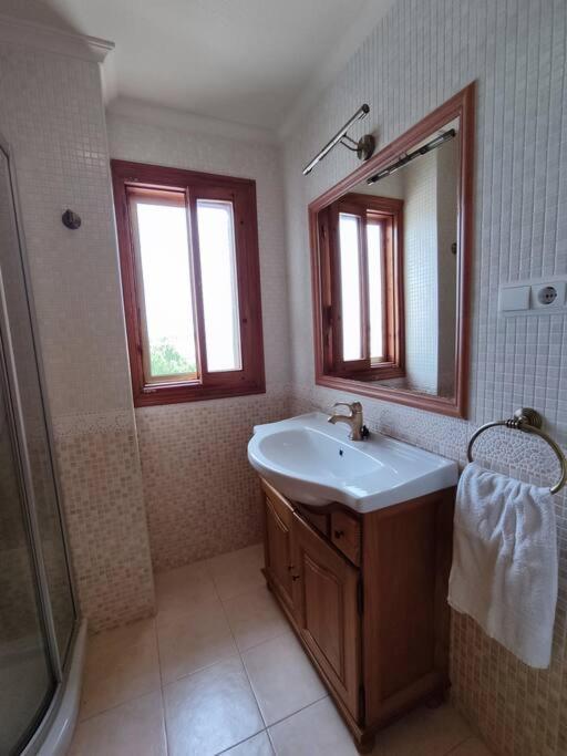 Apartamento Comodo A 300 Metros De La Playa 산타 폴라 외부 사진