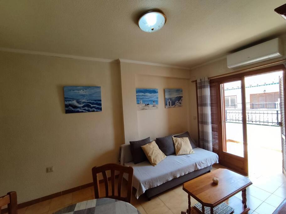 Apartamento Comodo A 300 Metros De La Playa 산타 폴라 외부 사진
