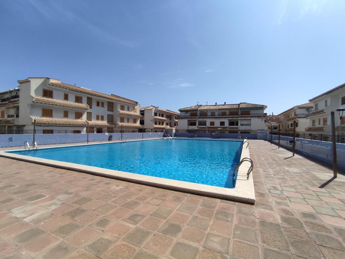 Apartamento Comodo A 300 Metros De La Playa 산타 폴라 외부 사진